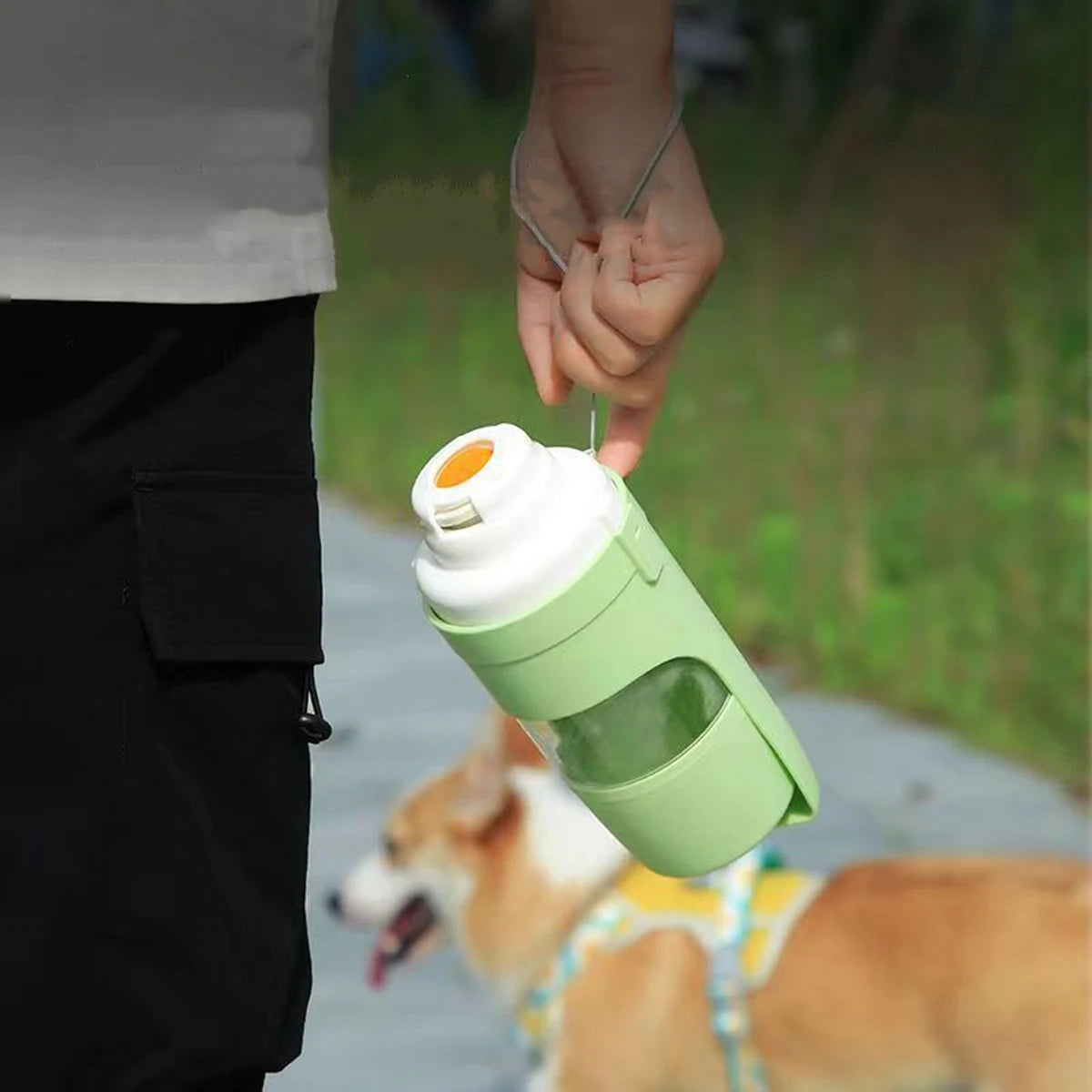 PicnicPaws 2-in-1 Travel Bottle & Food Container